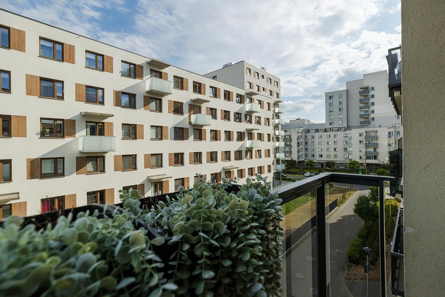 Lanciego - Przytulny Z Osobna Sypialna, Balkon, Wi-fi, Natolin, Ursynow Varsovia