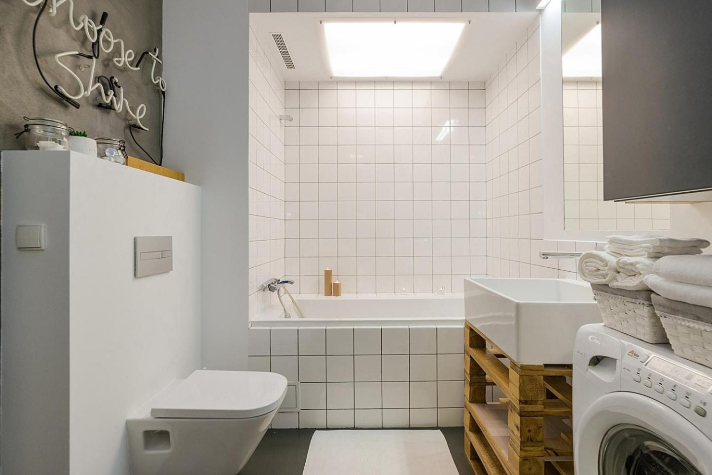 Apartamento Lanciego - Przytulny Z Osobna Sypialna, Balkon, Wi-fi, Natolin, Ursynow Varsovia